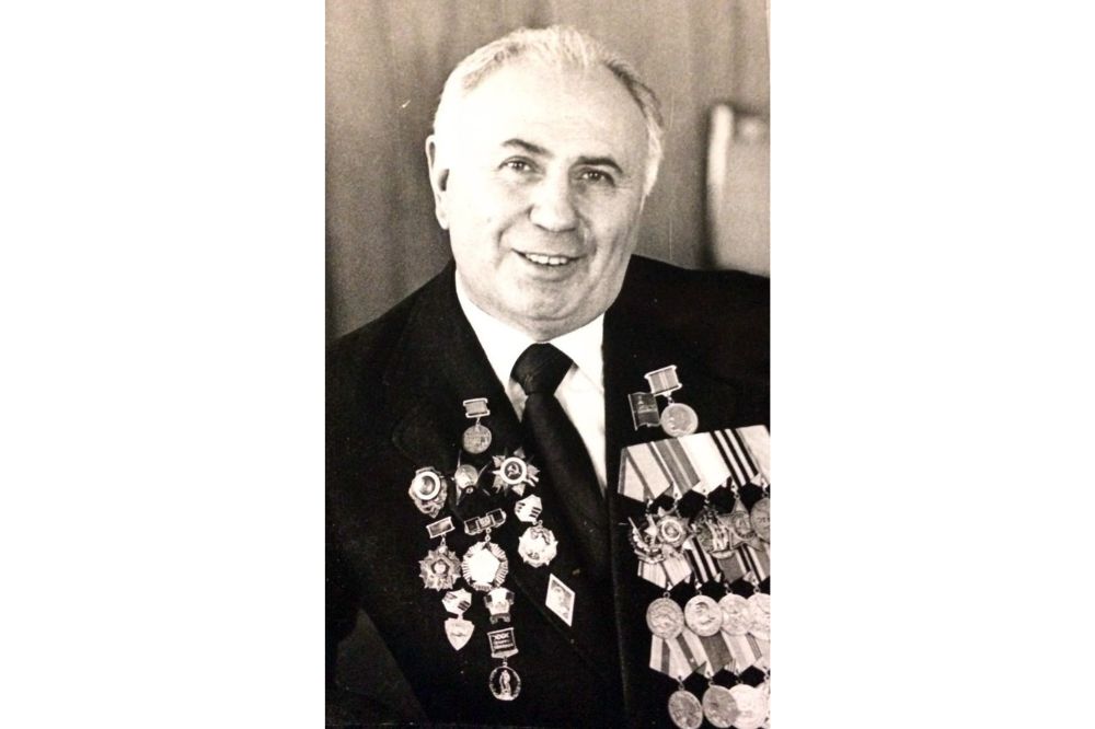 Мхитар Амбарцумян, 1970-е годы