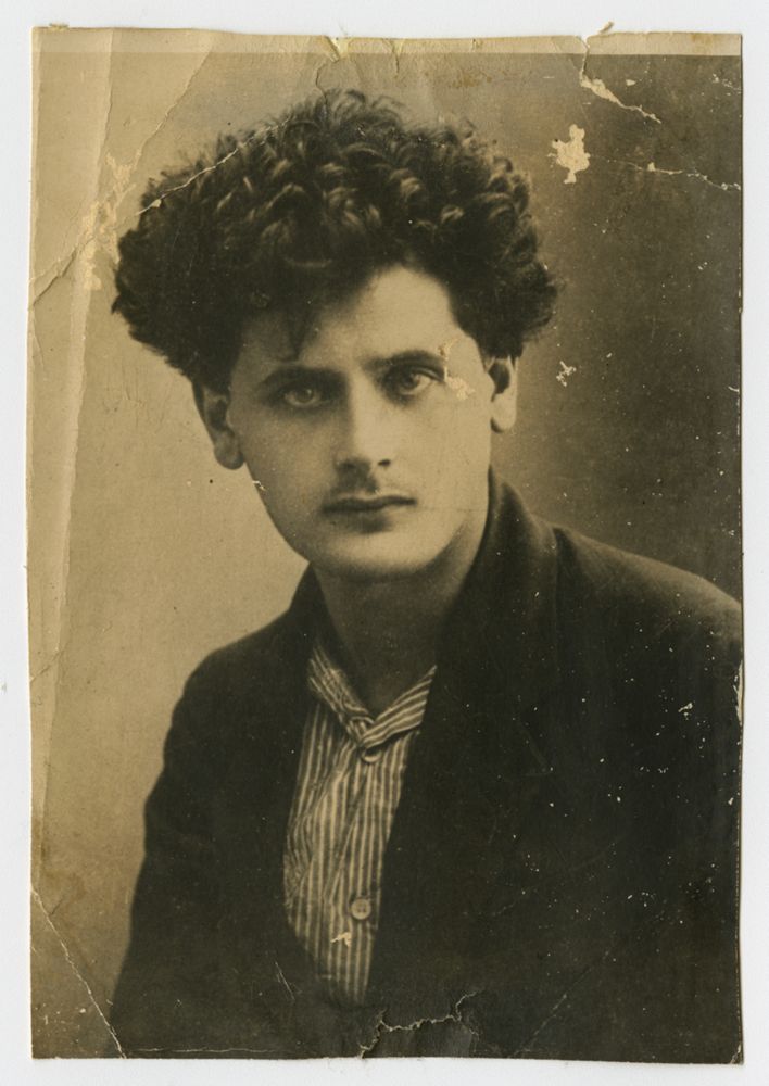 Перец Маркиш во время эмиграции. 1920 год. Фото: blavatnikarchive.org